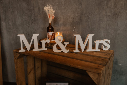 MR & MRS letters