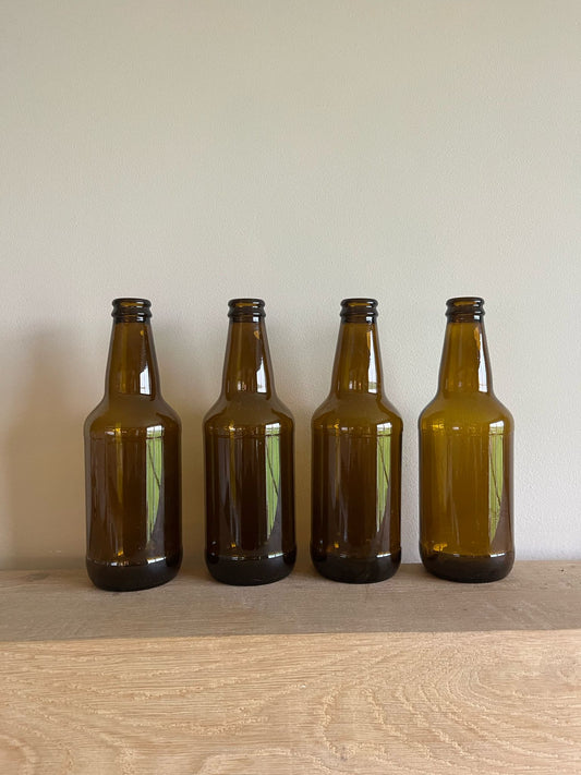 Decoratieve bruine flesjes